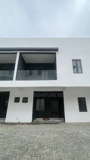 4bdrm Duplex in A Very Secured, Lekki Expressway for sale