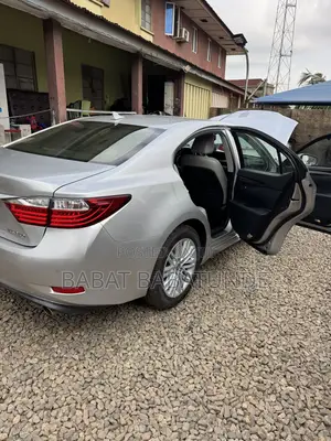 Lexus ES 2014 Silver