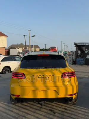 Porsche Macan 2017 Blue