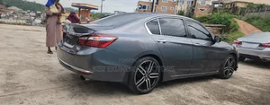 Honda Accord 2017 Gray