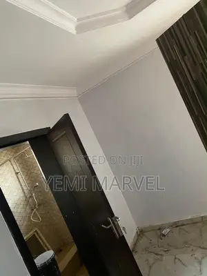 3bdrm Block of Flats in Hassan Block’S, for rent