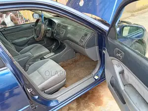 Honda Civic 2004 Blue