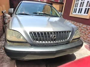 Lexus RX 2000 Gray