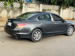 Honda Accord 2005 Gray