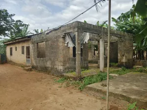 3bdrm Bungalow in Ayobo for sale