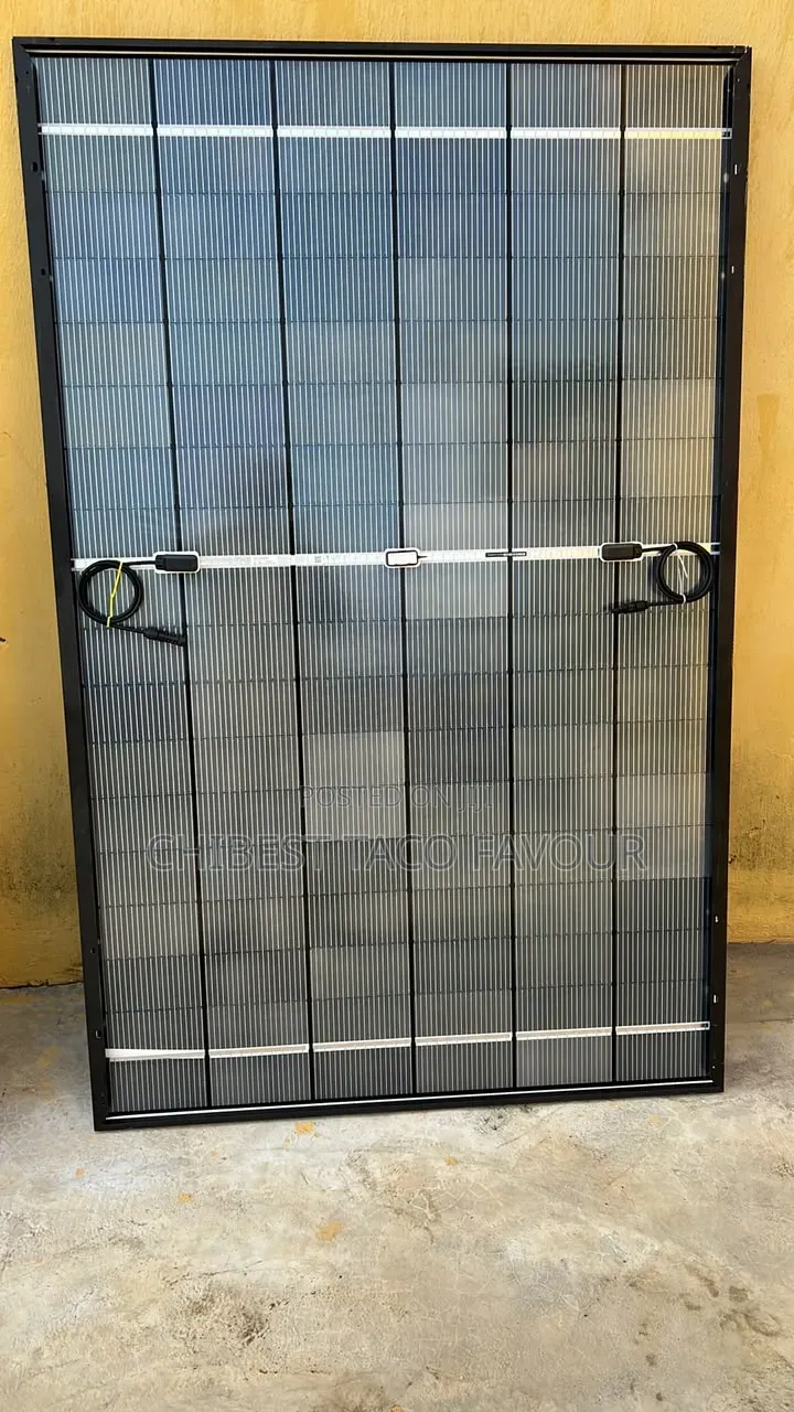 500 Watts High Efficiency Solar Panel