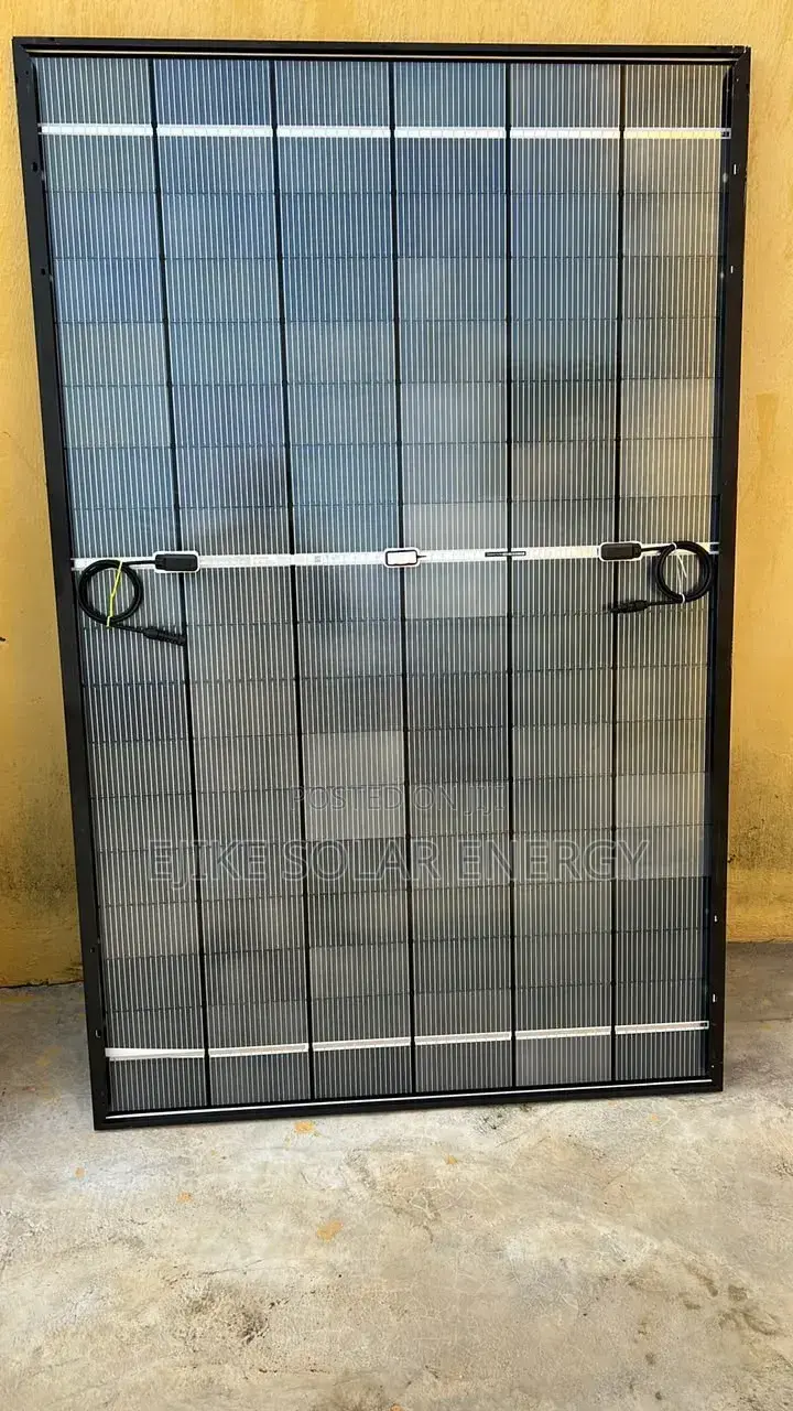 500 Watts High Efficiency Solar Panel