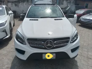 Mercedes-Benz GLE-Class 2018 White