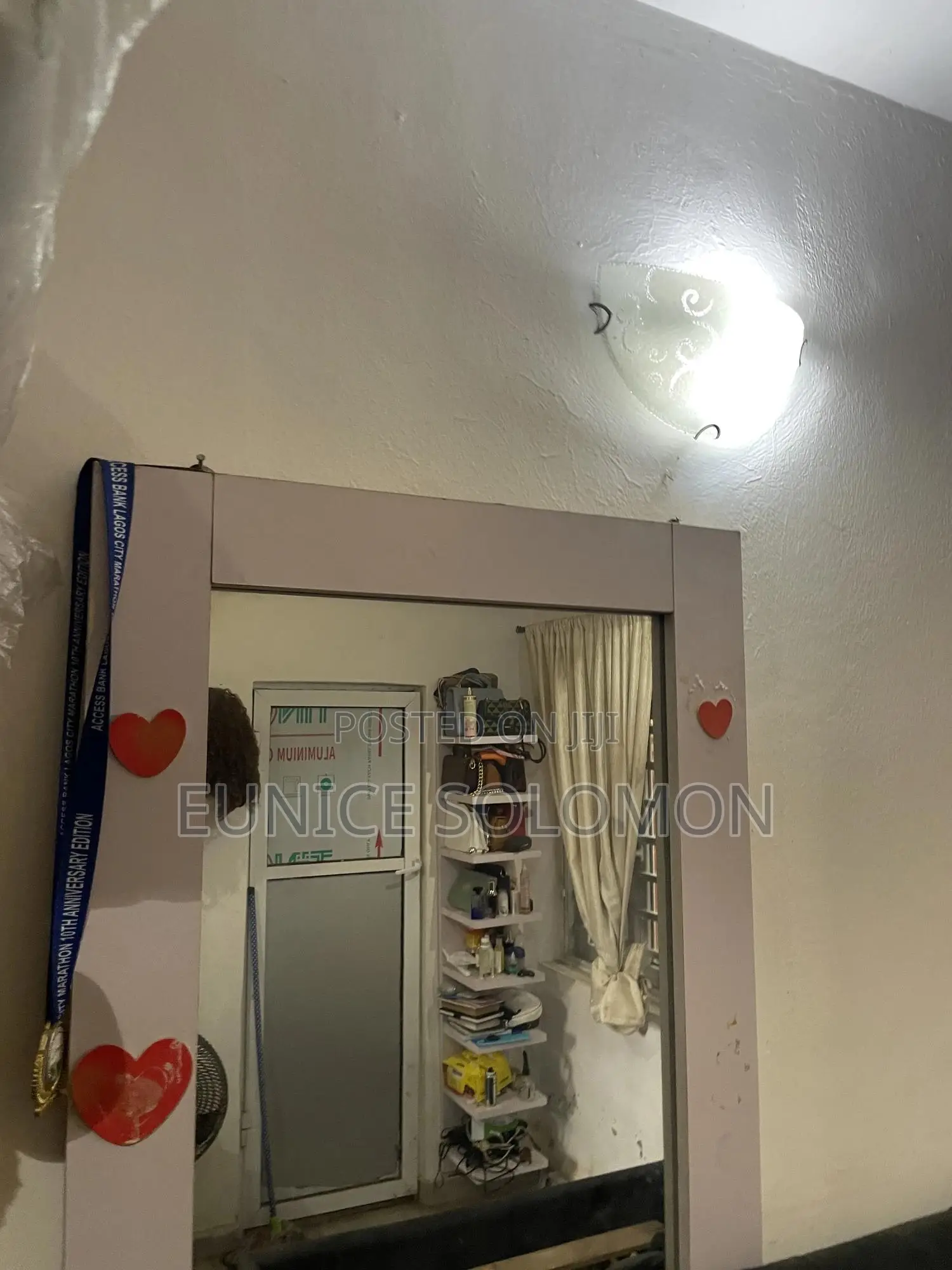 Square Shaped Mirror in Akute, Ajuwon Road