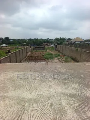 Built Warehouse at Slab Level