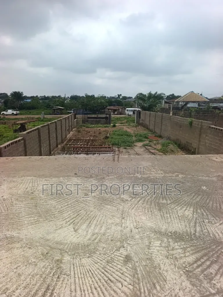 Built Warehouse at Slab Level