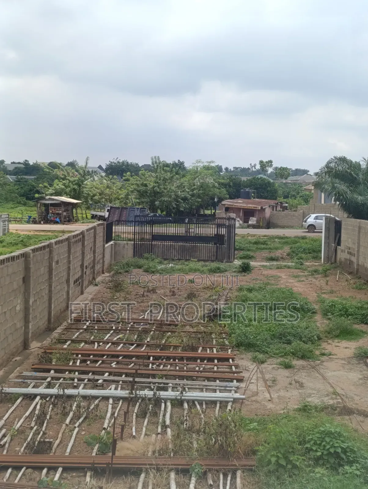 Built Warehouse at Slab Level