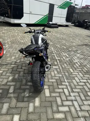 Yamaha R3 2018 Silver