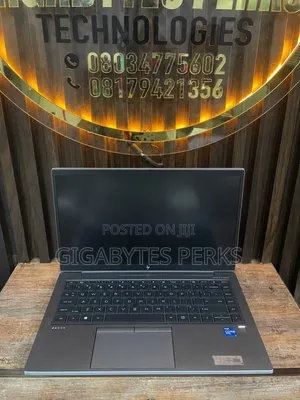 Laptop HP ZBook Firefly G8 32GB Intel Core i7 SSD 512GB