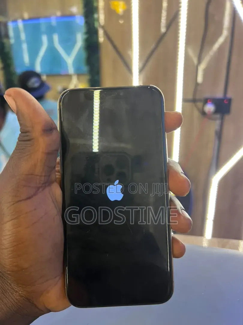 Apple iPhone 11 Pro Max 64 GB