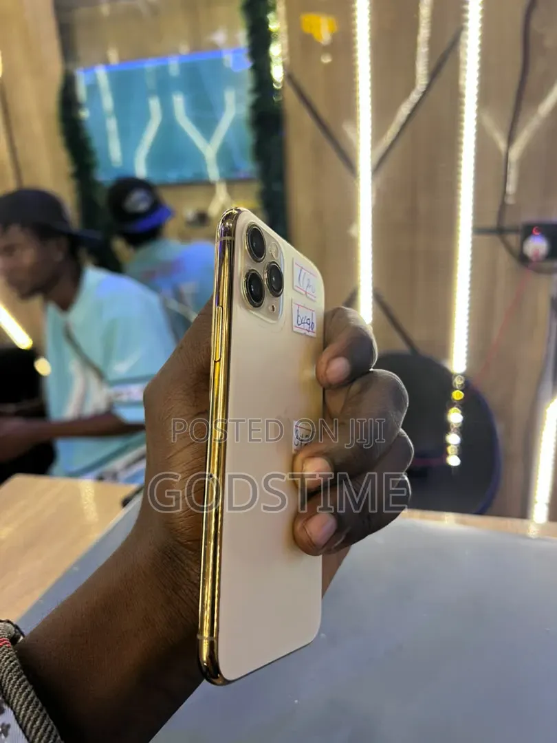 Apple iPhone 11 Pro Max 64 GB