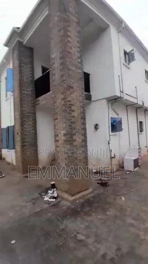 5bdrm Duplex in Enugu for rent