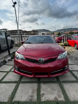 Toyota Camry 2013 Red