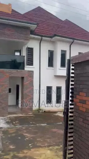 5bdrm Duplex in Enugu for sale