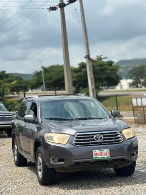 Toyota Highlander Limited 2010 Gray
