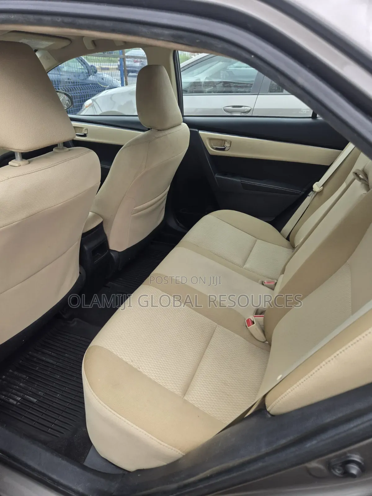 Toyota Corolla 2019 Gold