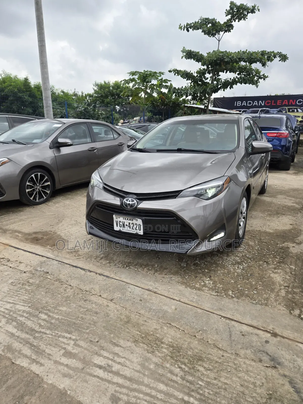 Toyota Corolla 2019 Gold