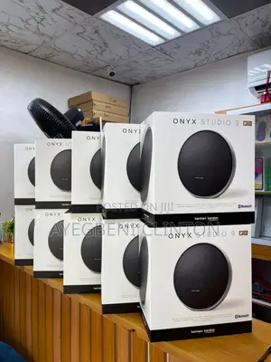 Onyx Studio 9