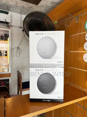 Onyx Studio 9