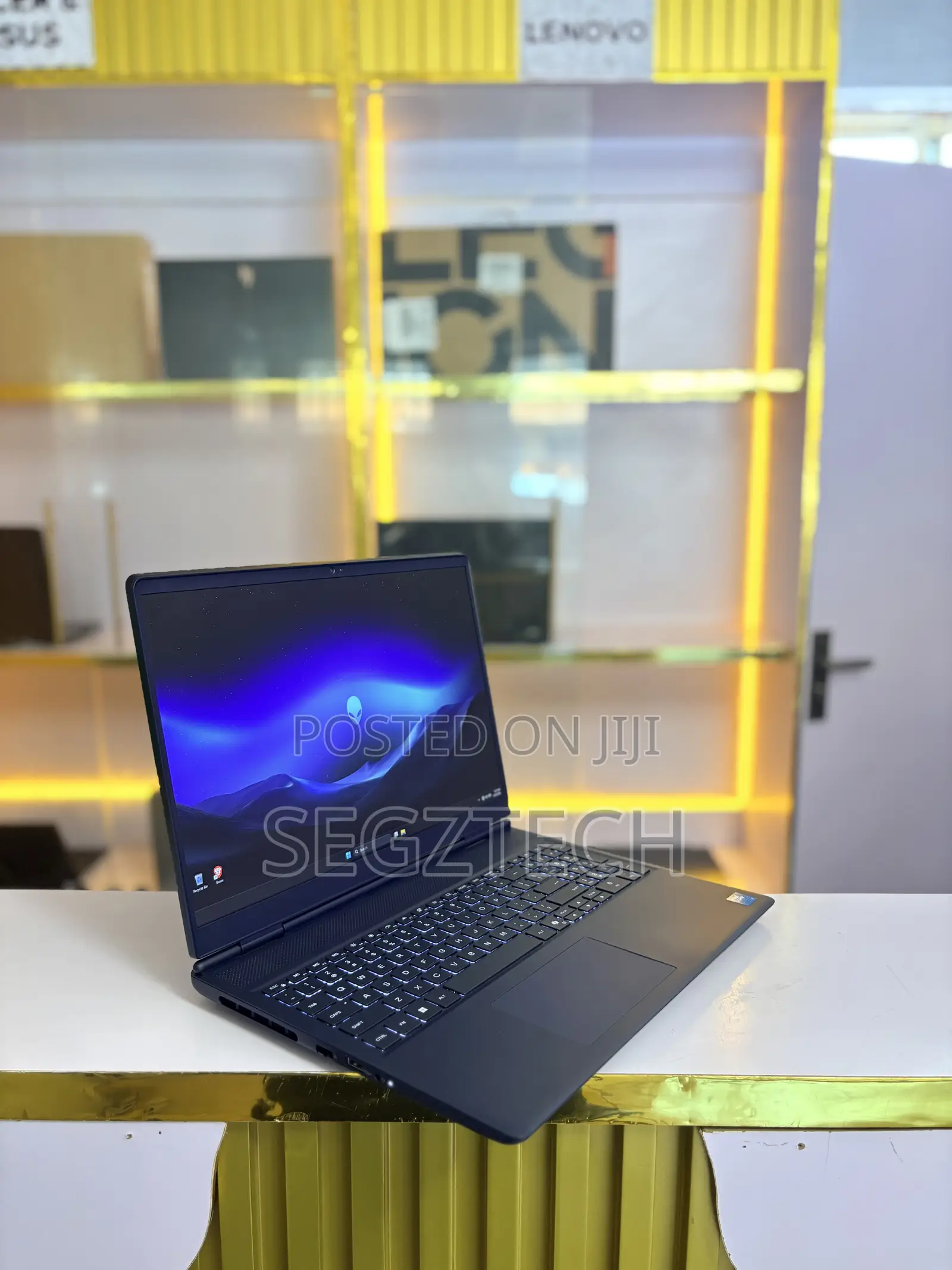 Laptop Alienware 16 Aurora 16GB Intel Core Ultra 7 SSD 1T