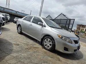 Toyota Corolla 2009 Silver