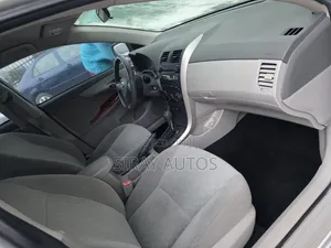 Toyota Corolla 2009 Silver