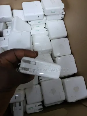 61watts MacBook Macbook Charger