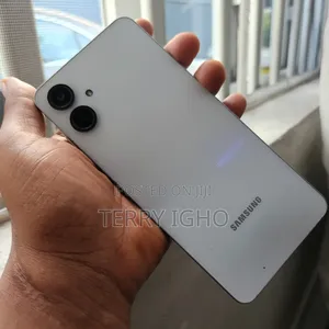 Samsung Galaxy A06 64 GB White