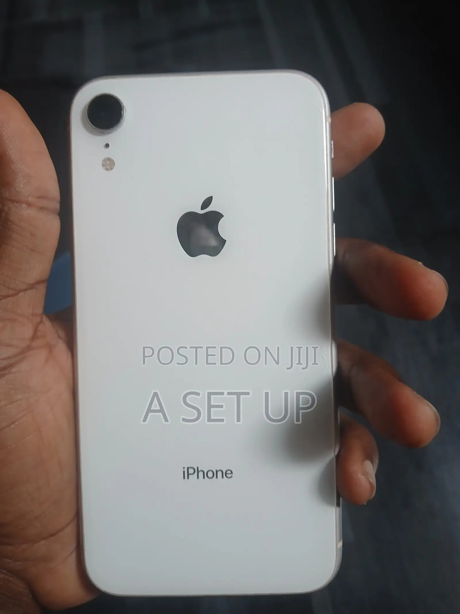 Apple iPhone XR 64 GB White