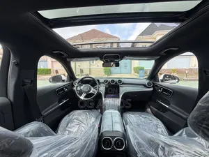 Mercedes-Benz C300 2024 White