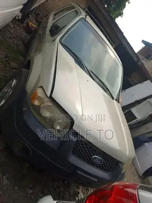 Ford Escape 2003 Green