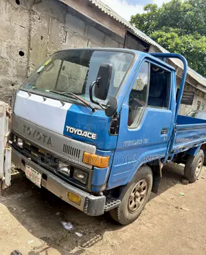 Toyota Dyna 150 First Body 1998 Old Model