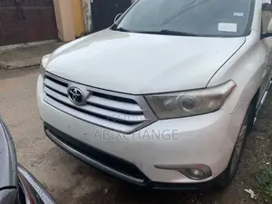Toyota Highlander 2012 White