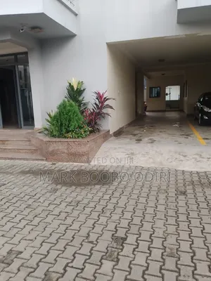 3bdrm Block of Flats in Ikoyi for rent