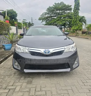 Toyota Camry 2012 Gray