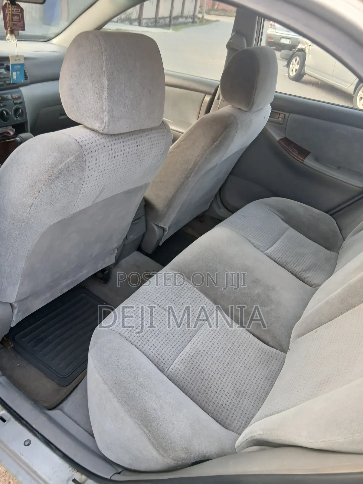 Toyota Corolla 2005 Silver