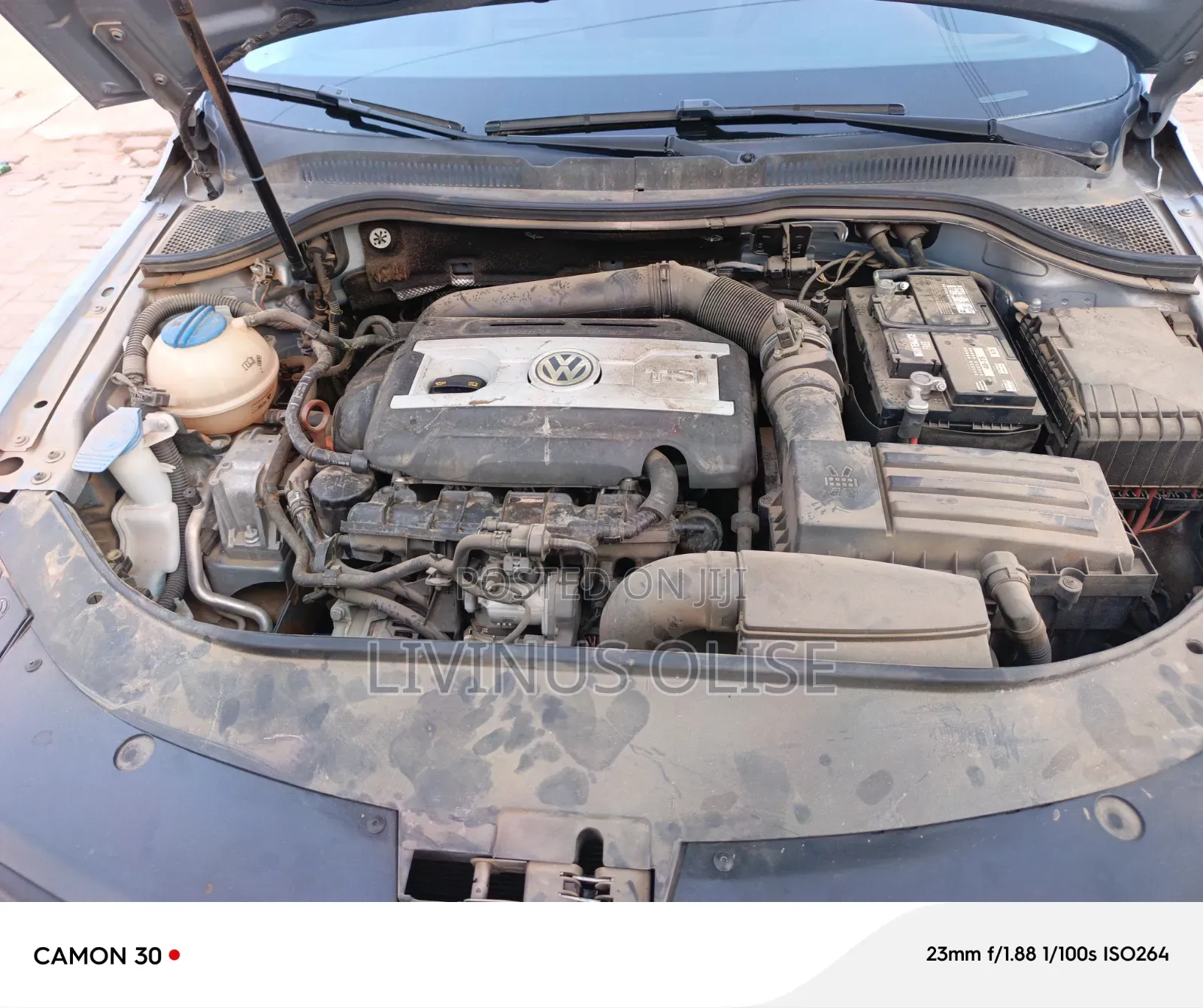 Volkswagen Passat 2010 Blue