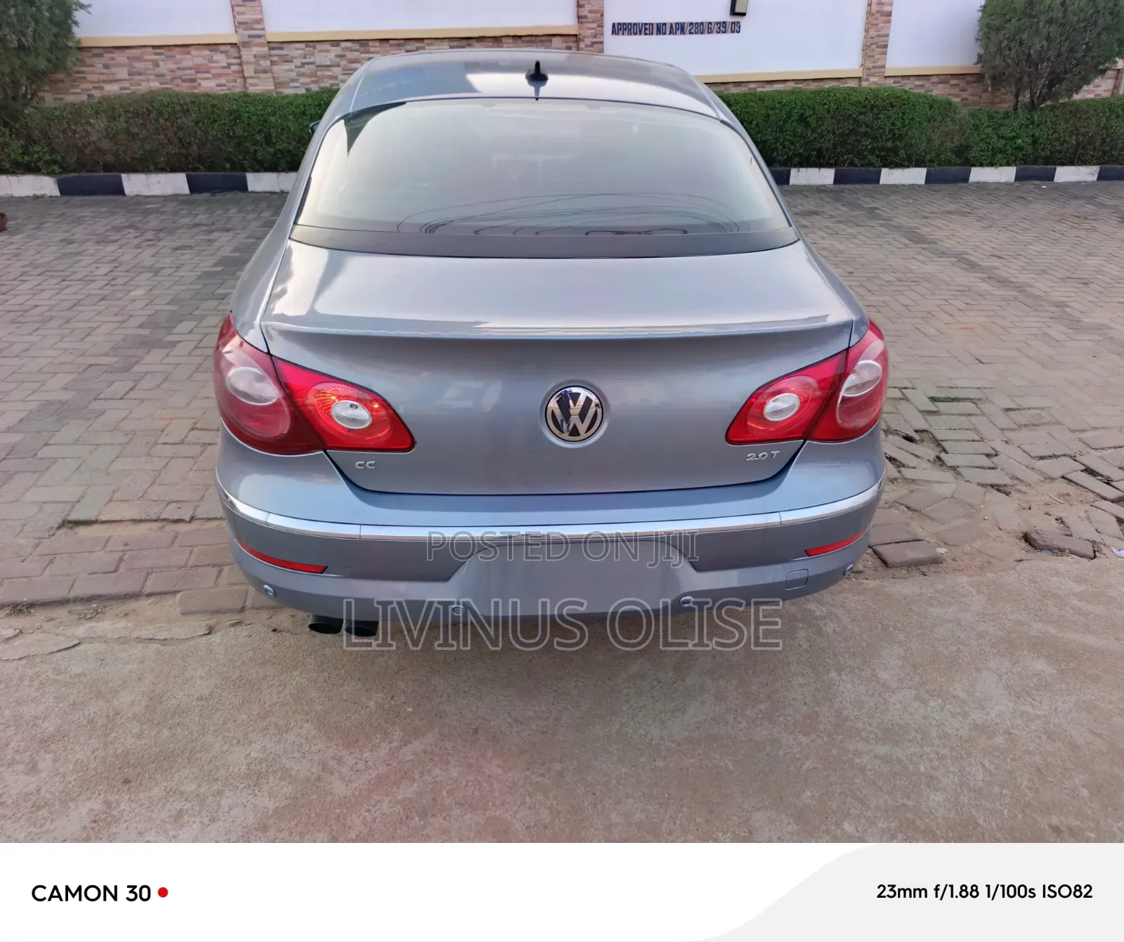 Volkswagen Passat 2010 Blue