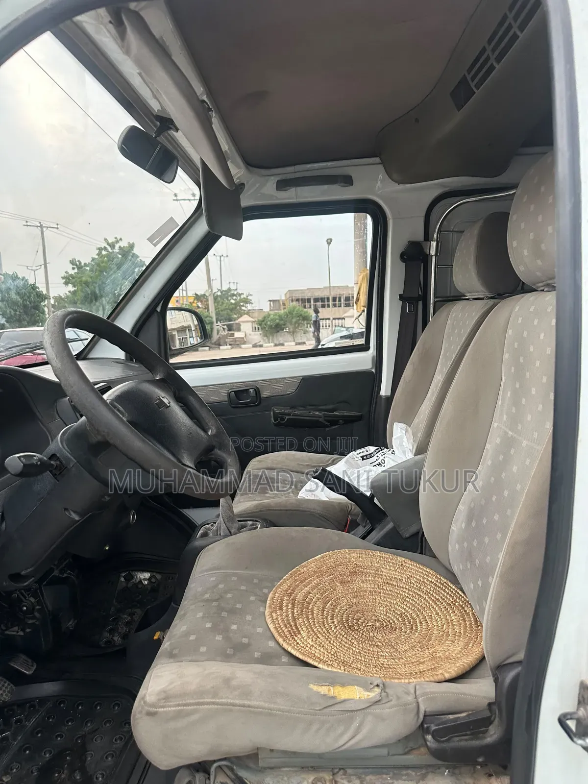 Chevrolet 3500 2015 White