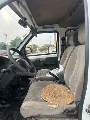 Chevrolet 3500 2015 White
