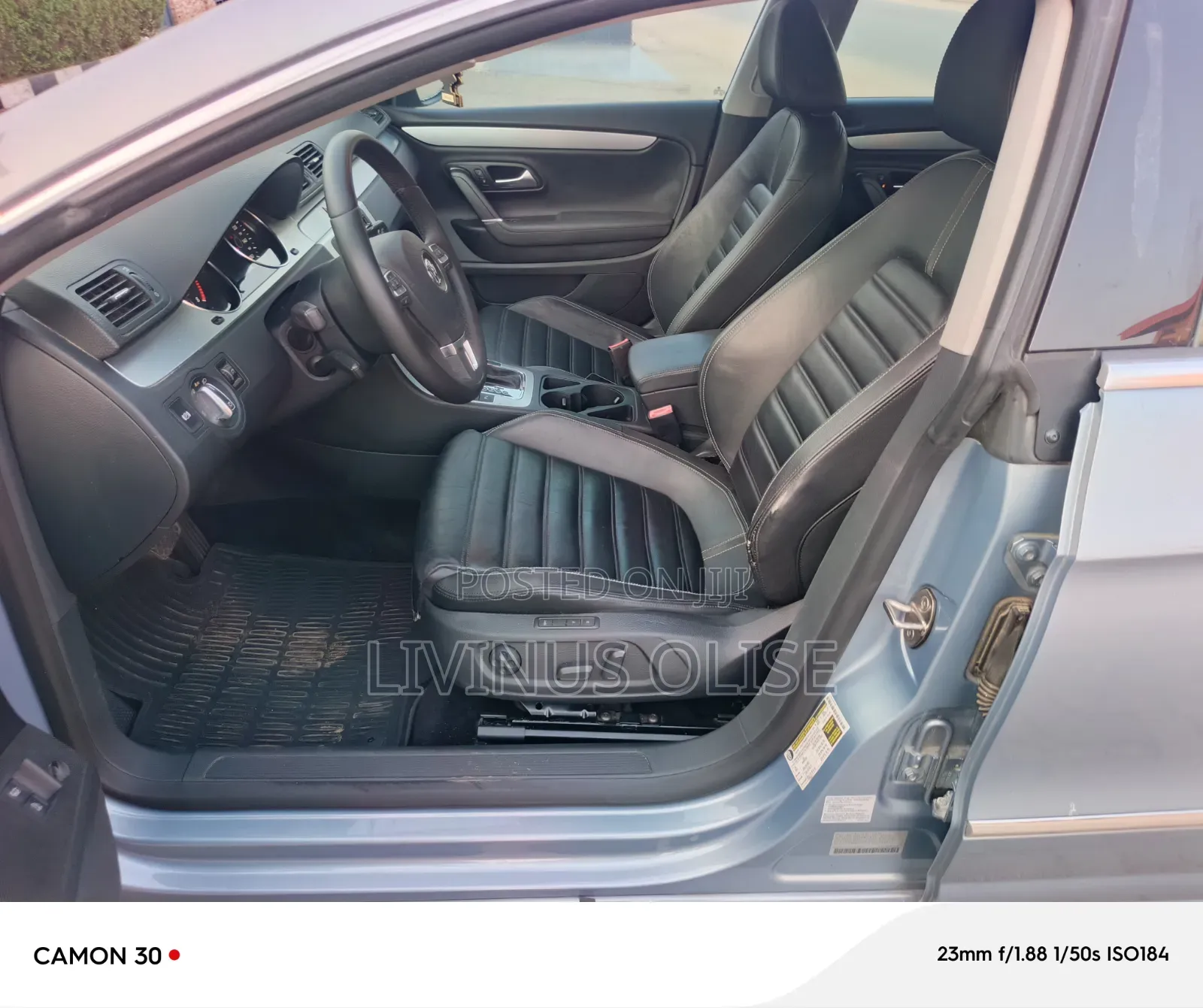 Volkswagen Passat 2010 Blue