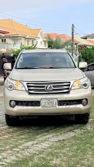 Lexus GX 460 2010 Gold
