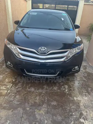 Toyota Venza XLE 2015 Black