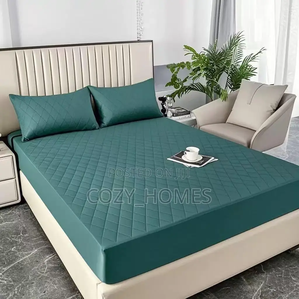 Imported Waterproof Mattress Protector (4x6)