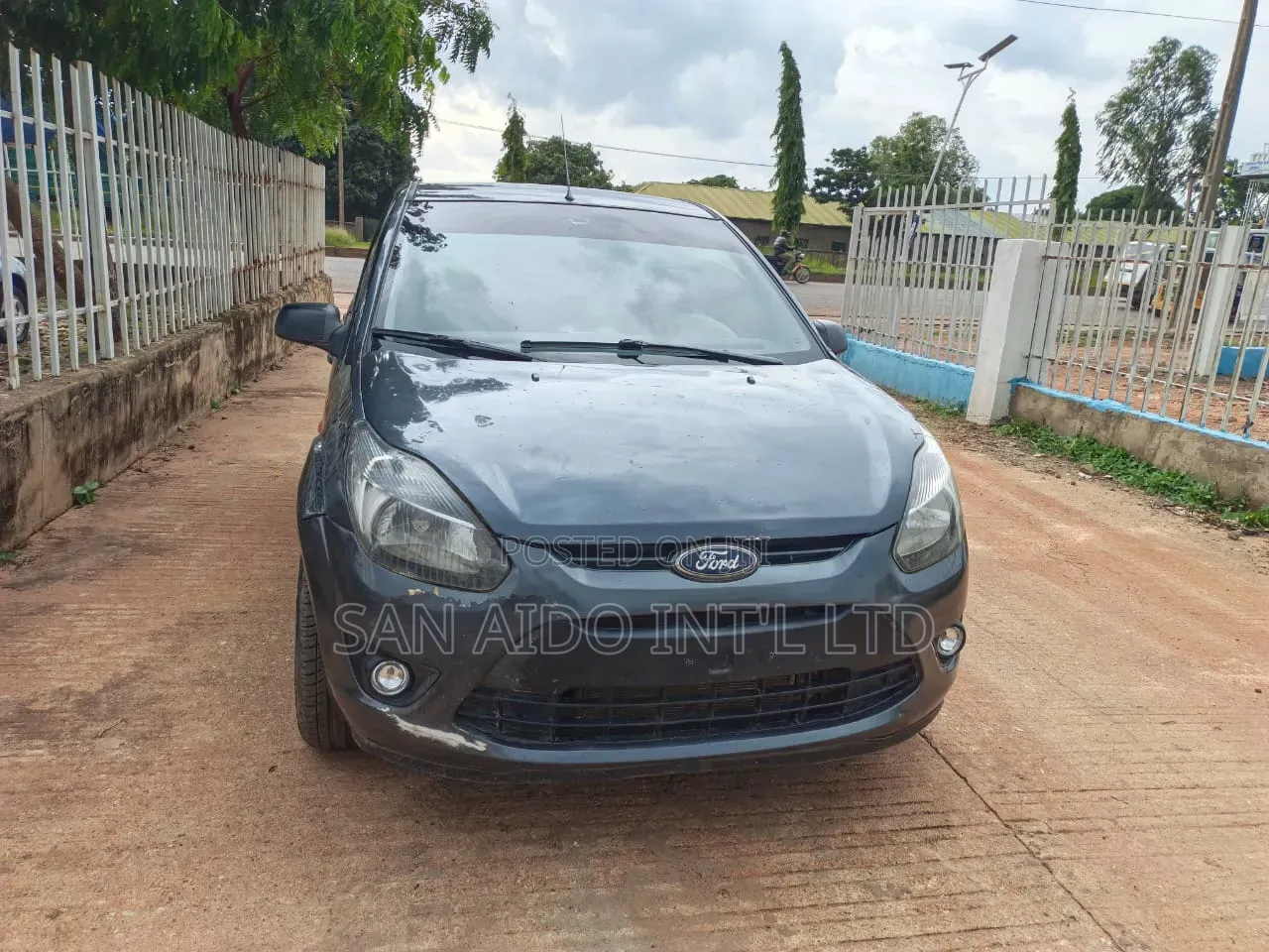 Ford Figo 2015 Gray